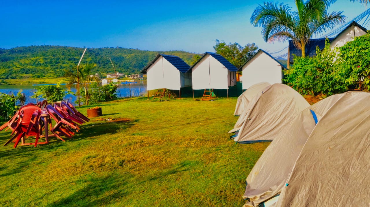 Pawna Lake Triangle Cottage - Premium Lake View Stay